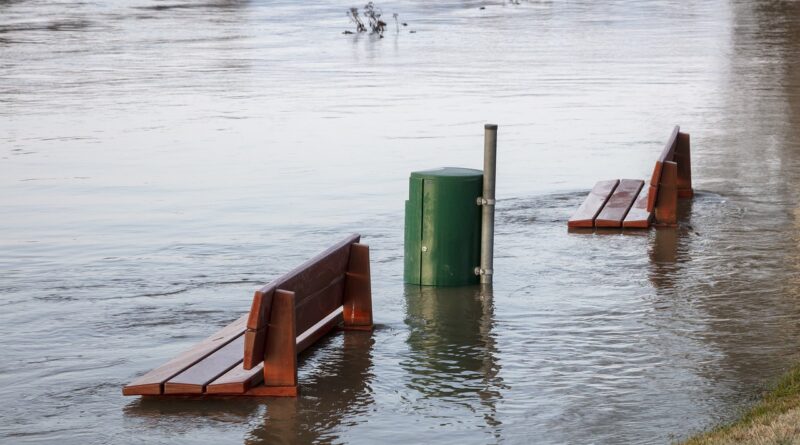Überflutungen in Süddeutschland: Wie man sein Haus gegen Starkregen und die Flut versichert
